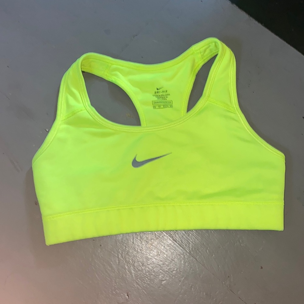 Nike woman’s neon yellow sports bra size extra small!